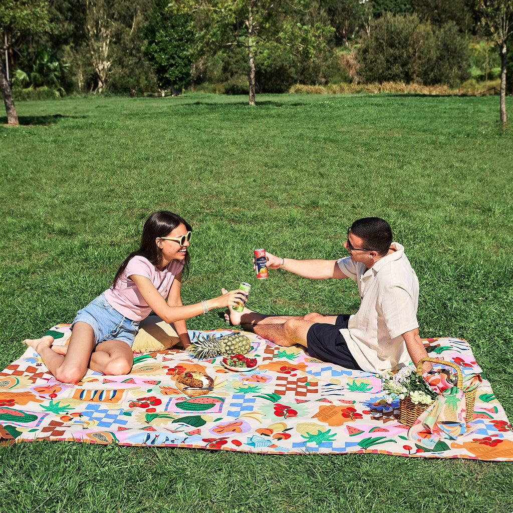 dock and bay picnic blanket