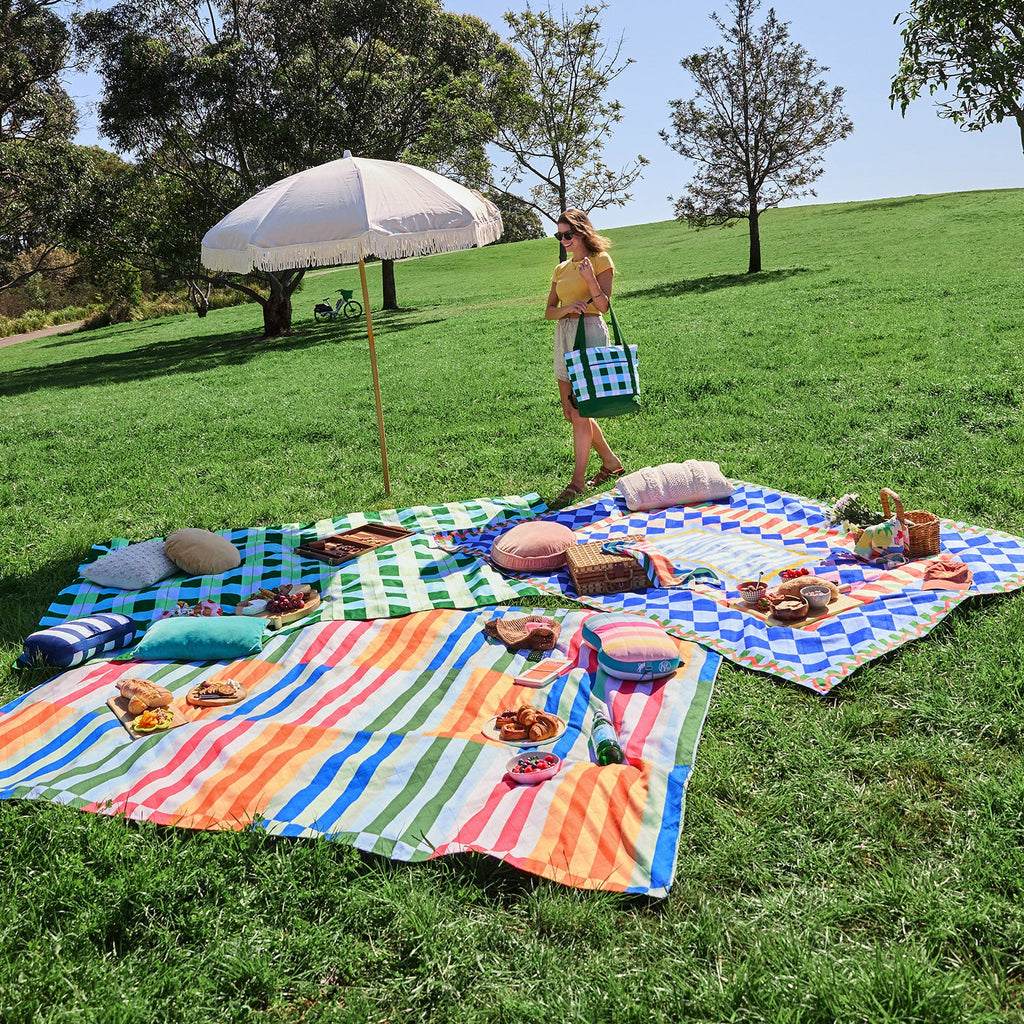 dock and bay picnic blanket