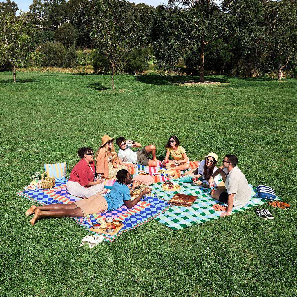 dock and bay picnic blanket