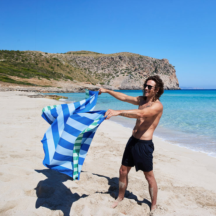 dock and bay towels beach