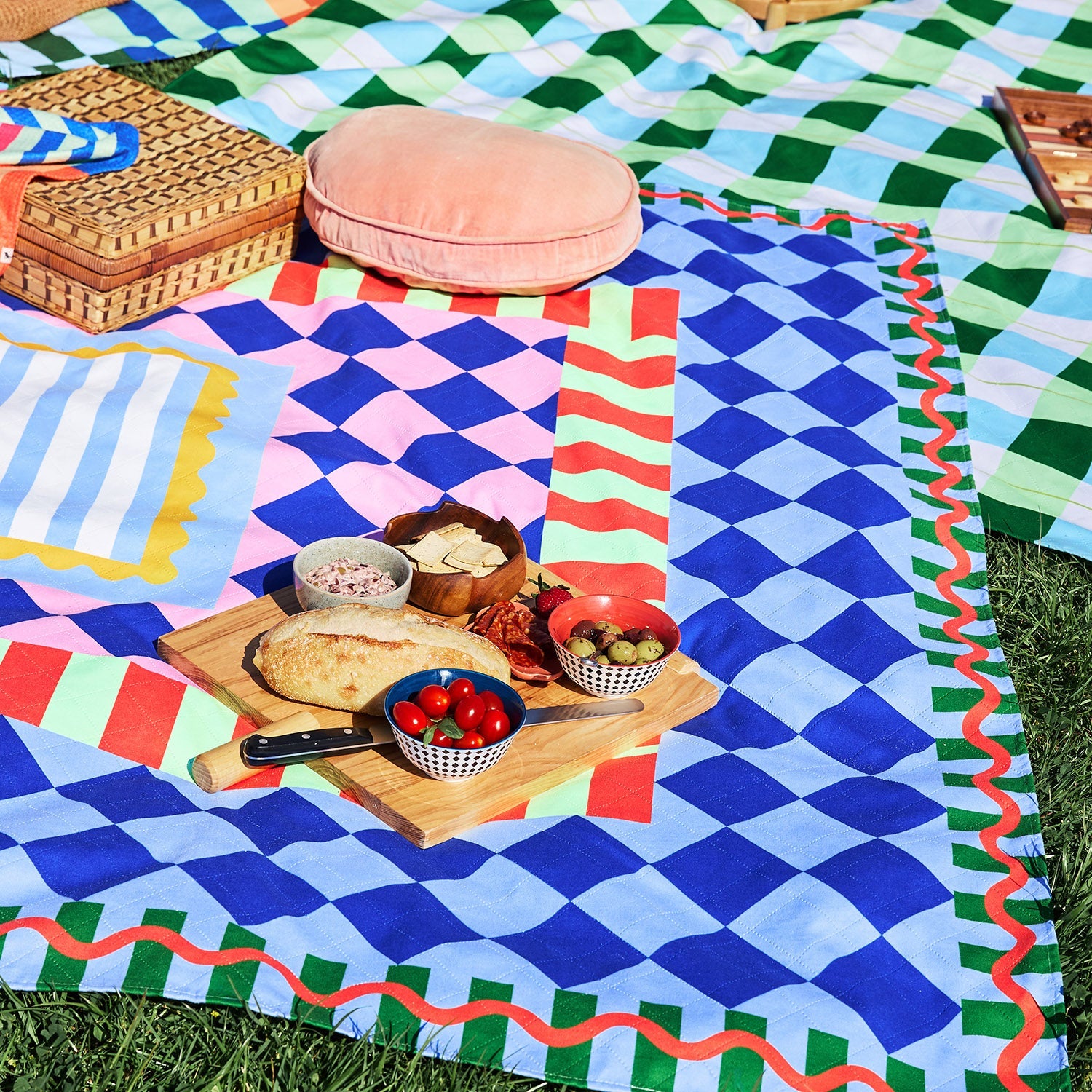 dock and bay picnic blanket